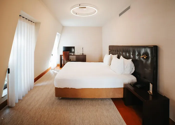 Eirado Hotel